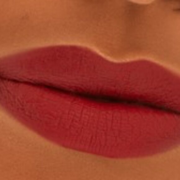 MAC Locked Kiss 24hr Lipstick #99 Extra Chili - Picture 4 of 4